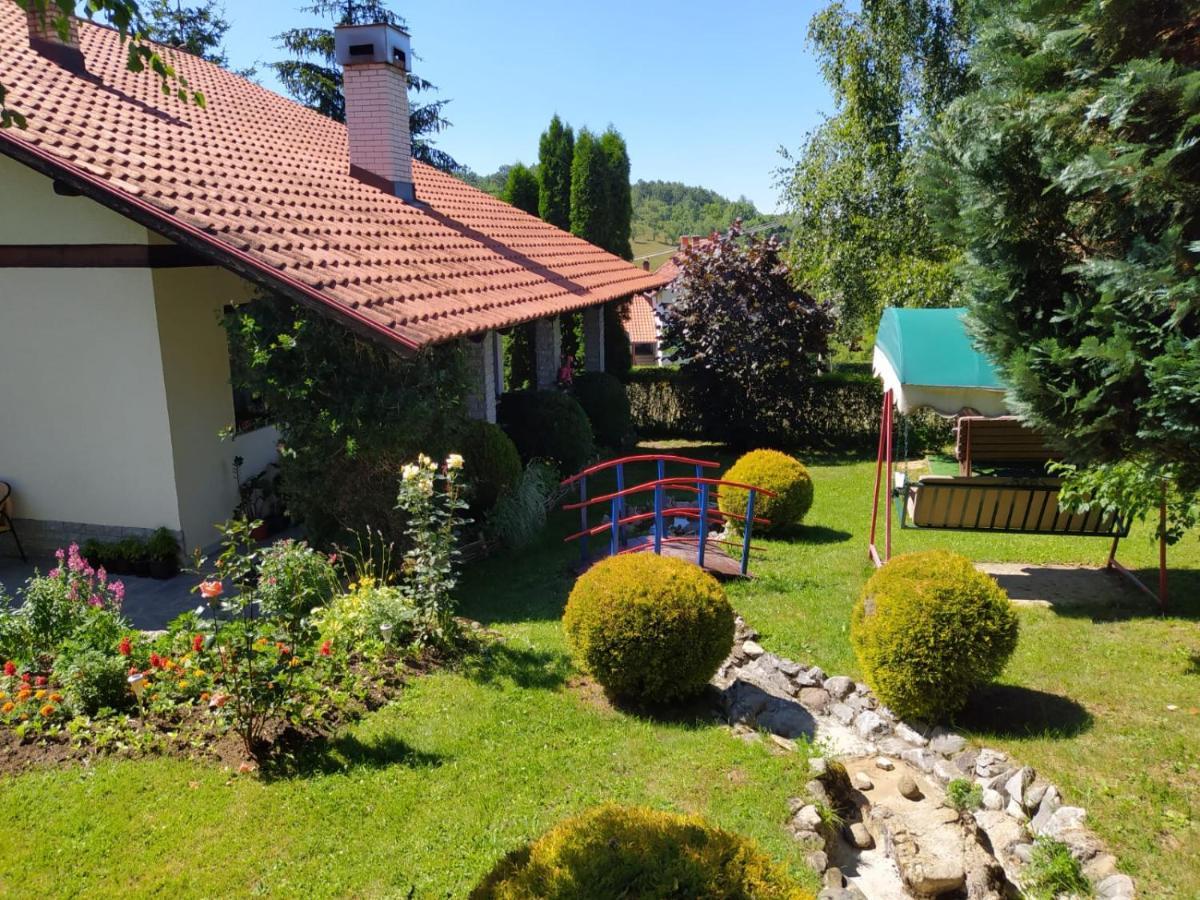 Apartmani Milic Sirogojno Екстер'єр фото