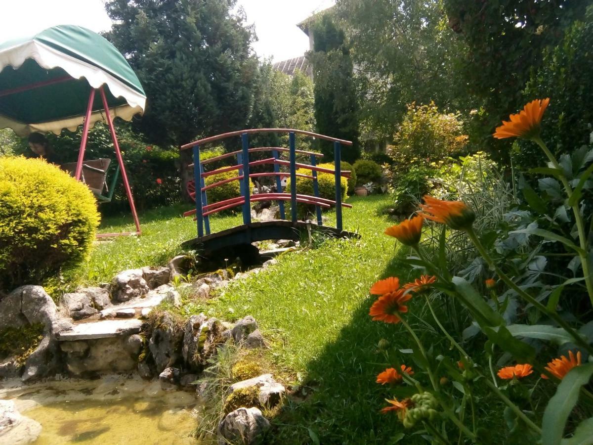 Apartmani Milic Sirogojno Екстер'єр фото