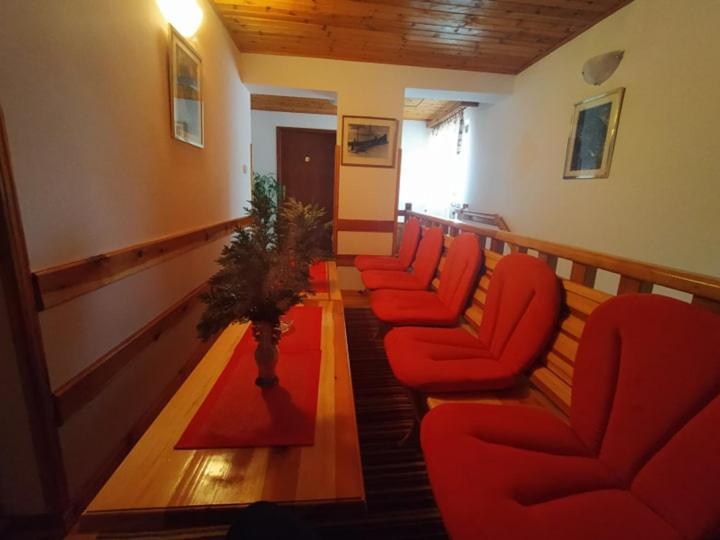 Apartmani Milic Sirogojno Екстер'єр фото